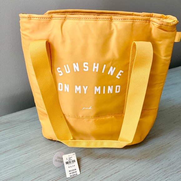 PINK Victoria's Secret Handbags - VS *PINK* cooler tote 🥰